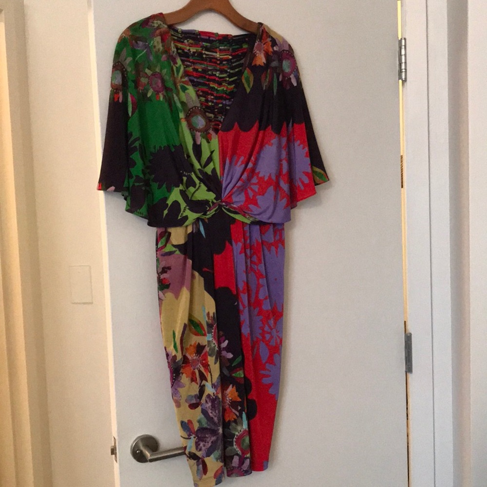 Ranna Gil (from anthropologie) L cape-slv dress
